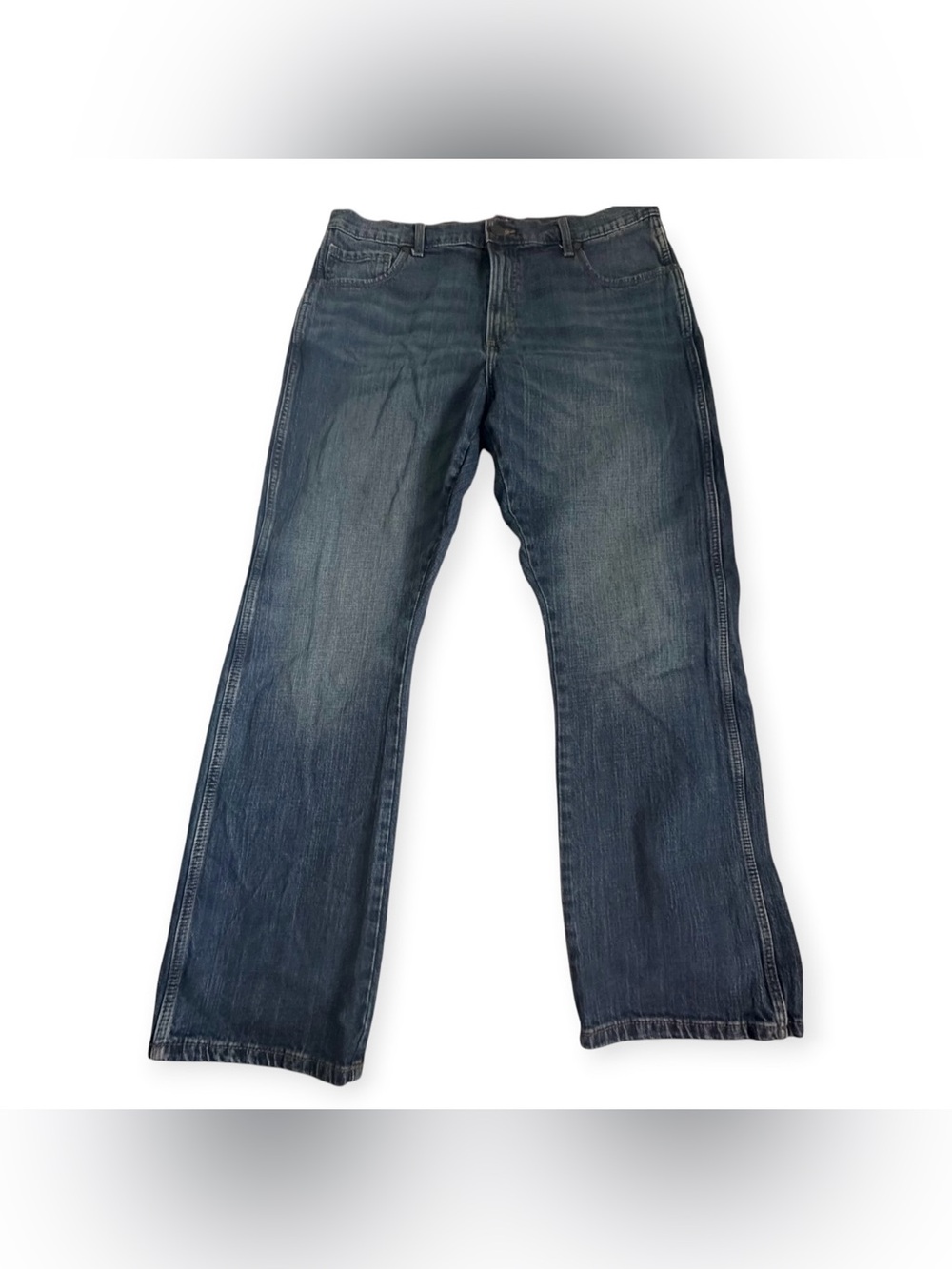 Wrangler Men's Relaxed Bootcut Jeans in Dark Blue Denim